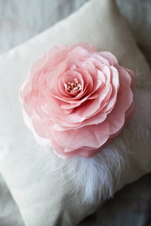 Hand Pressed Rose Tutorial helps you make wedding ring pillows.