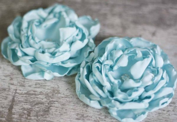 Easy to follow and understand fabric flower tutorial | Fluffy Cabbage Rose